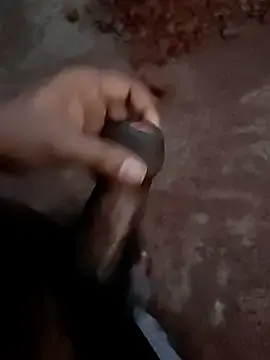 Stripchat Free Porn Cam of Hornyboy_vihan