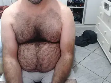 Stripchat Sex Cam of MysterBearMG