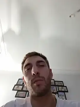 Stripchat Sex Cam of rubio009
