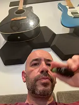 Stripchat Live Porn of Italianstallion2756