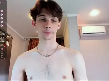 Stripchat Live Porn of Aaron_Boom