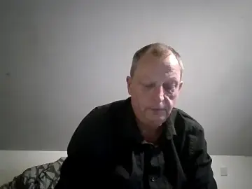 Stripchat Watch Live Sex Cams of chubbybear2cum