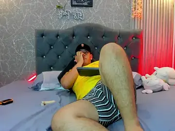 Stripchat Watch Live Sex Cams of Liam_grey01_