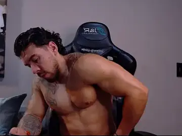 Stripchat Watch Live Sex Cams of owen_seth1