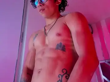 Stripchat Nude Webcam of AkazaBoy_