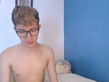 Stripchat Best live sex cam show of Erick_Taylor3