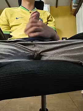 Stripchat Best Webcam of Gustavo52367