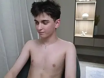 Stripchat Best Webcam of alexander_18_xxl
