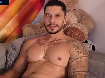 Stripchat Free Live Porn of Seth_Vegaa