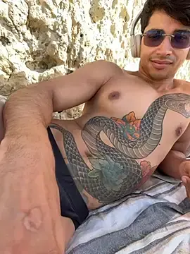 Stripchat Free Porn Cam of David_Tresh5