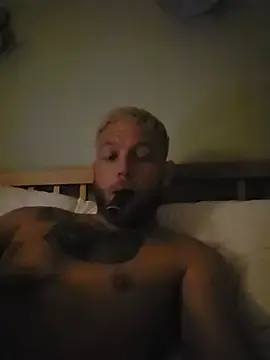 Stripchat Live Sex of 10AlphaPapa01