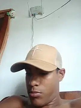 Stripchat Live Sex of Brayam_30