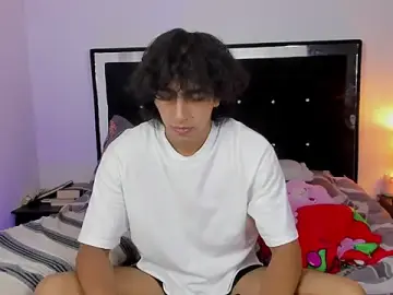 Stripchat Live Porn of Shy_Mateo