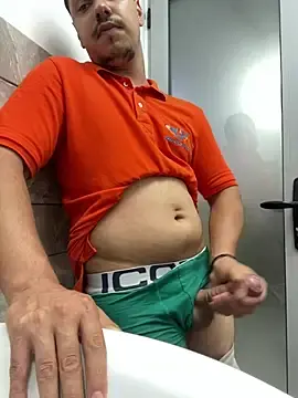 Stripchat Watch Live Sex Cams of baramadalin