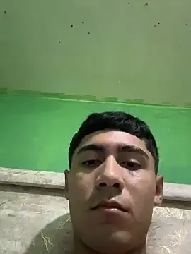 Stripchat Live Sex Cam of follladorr