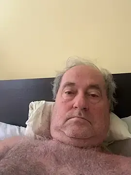 Stripchat Free Live Porn of csikar