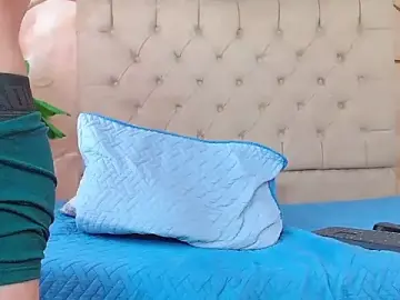 Stripchat Free Porn Cam of Luke_Carter