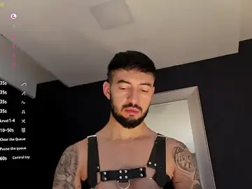Stripchat Live Sex of MarkWalker__