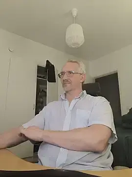 Stripchat Adult Webcam of tom-swede