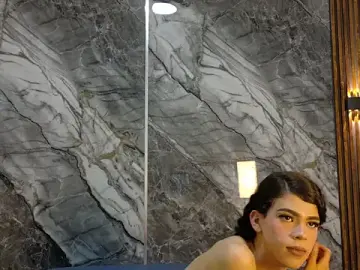 Stripchat Adult Video Chat of Mia_Collins7