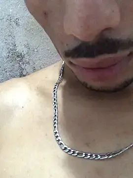 Stripchat Adult Webcam of dzshbh2005