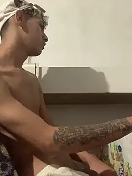 Stripchat Watch Live Sex Cams of Kisandrel