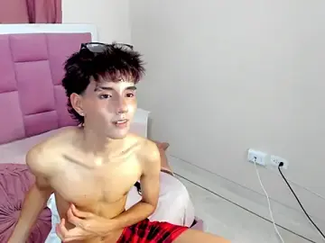 Stripchat Live Sex of christopher_robin4