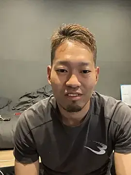Stripchat Watch Live Sex Cams of ryuaaaaa