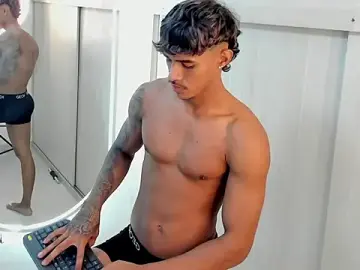 Stripchat Free Live Porn of Joao_da_silva19