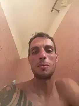 Stripchat Free Live Porn of yari1991