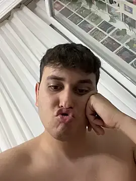 Stripchat Free Porn Cam of imjustaboyy1