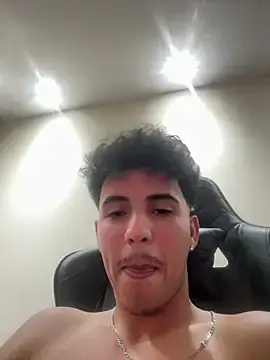 Stripchat Sex Chat of henrids