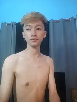 Stripchat Live Porn of Fem_phiLboy69