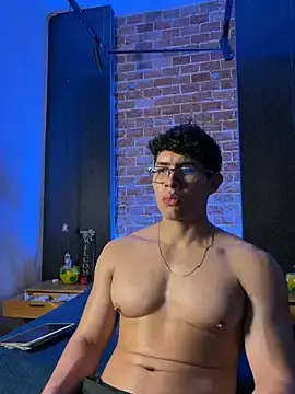 Stripchat Live Sex of GrayAndrews