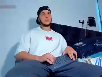 Stripchat Sex Cam of jacob_lautnerr