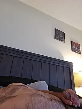 Stripchat Free Porn Cam of Roddog18