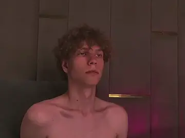 Stripchat Free Porn Cam of William_Curlis