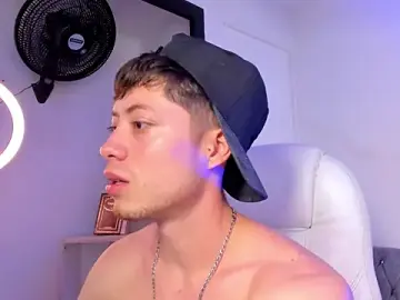 Stripchat Best Webcam of marcuscollins1_