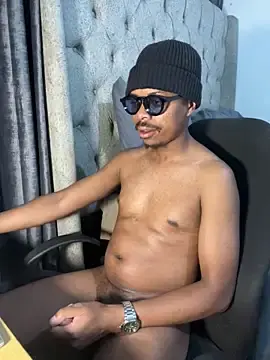 Stripchat Adult Webcams of JaroDawg47