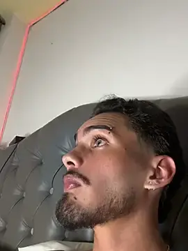 Stripchat Best live sex cam show of Derek_master