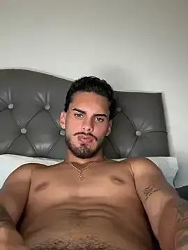 Stripchat Watch Live Sex Cams of Derek_master