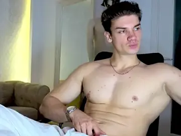Stripchat Live Porn of MaxKaiden