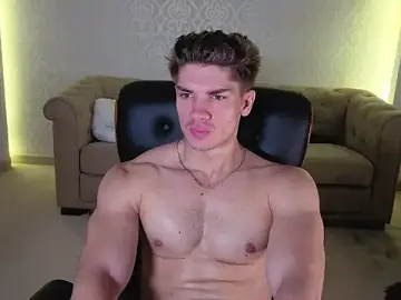Stripchat Adult Webcam of MaxKaiden