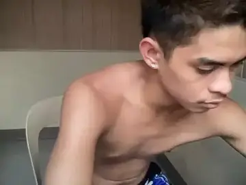 Stripchat Free Live Porn of yourhotasian_jhonpol16