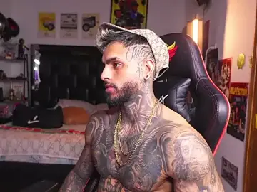 Stripchat Sex Chat of logan_hugh8