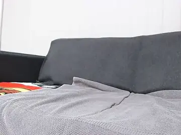 Stripchat Live Sex Cam of lilchristian@xh