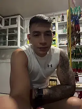 Stripchat Free Live Porn of OliverWest04