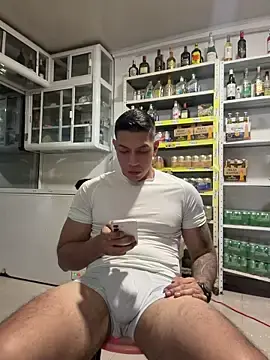 Stripchat Watch Live Sex Cams of OliverWest04