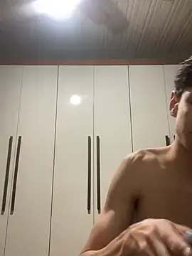 Stripchat Adult Webcam of branquelopicudo777