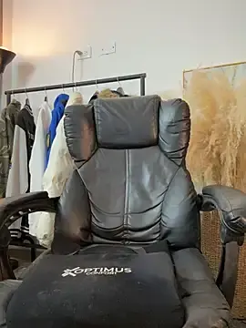 Stripchat Live Sex Cam of DimitriSullivan_
